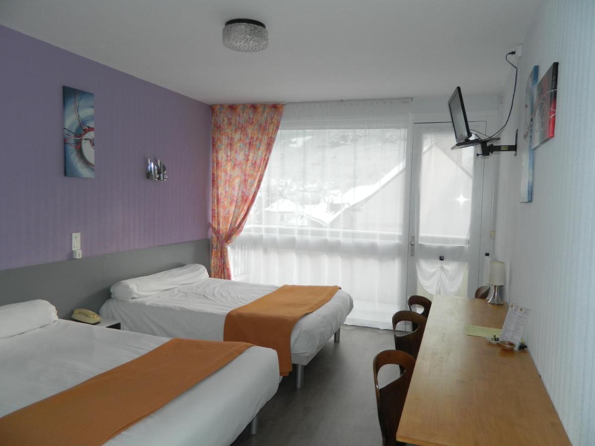 Logis Hotel L'Elanceze Thiezac Екстер'єр фото